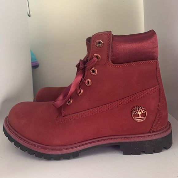 timberland satin accent